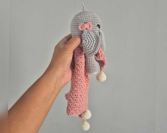 Naninha Elefante Amigurumi