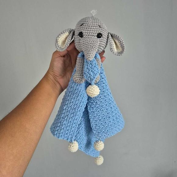 Naninha Elefante Amigurumi