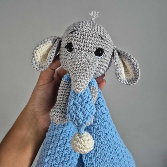 Naninha Elefante Amigurumi