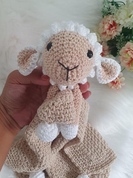 Naninha Ovelha Amigurumi