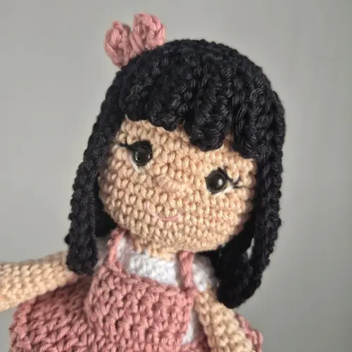 Mini Boneca Amigurumi