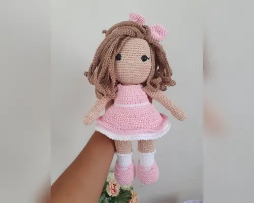 Boneca Bia Amigurumi