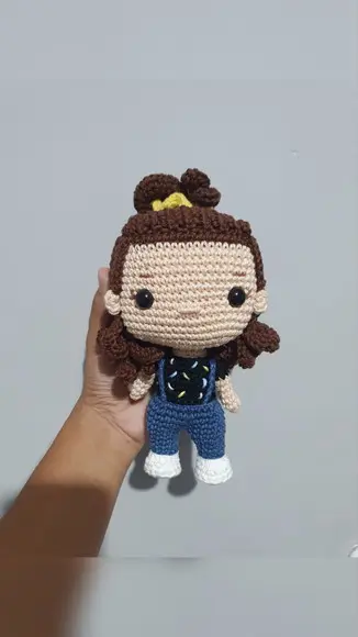 Boneca Eleven Amigurumi – Crochê Artesanal Exclusivo