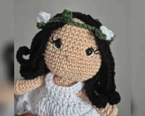 Boneca Dama/ noiva  Amigurumi – Crochê Artesanal Elegante