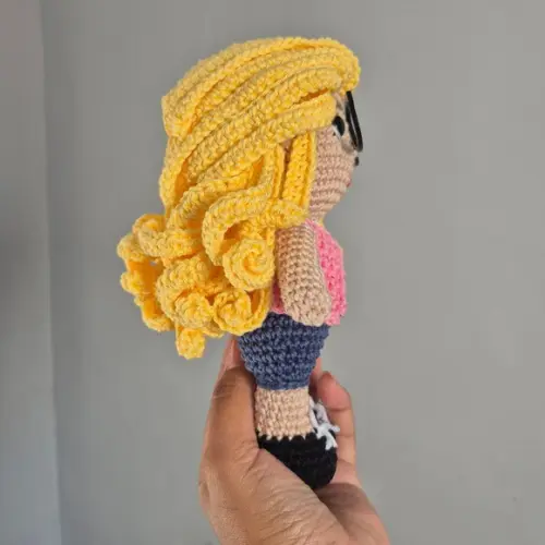 Boneca Personalizada Amigurumi – Crochê Artesanal Exclusivo