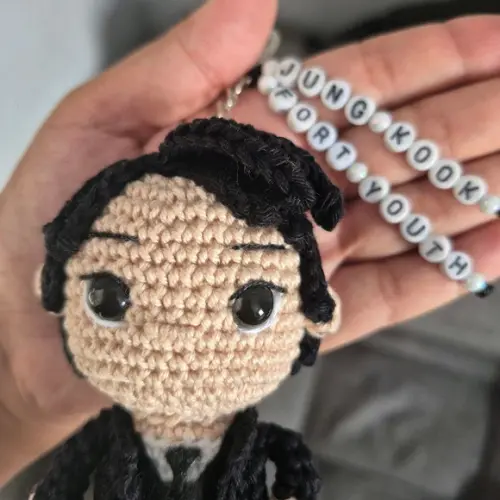 Chaveiro Boneco Jungkook Bts Amigurumi