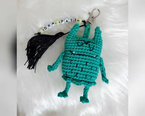 Chaveiro Montrinho das Emoções Amigurumi