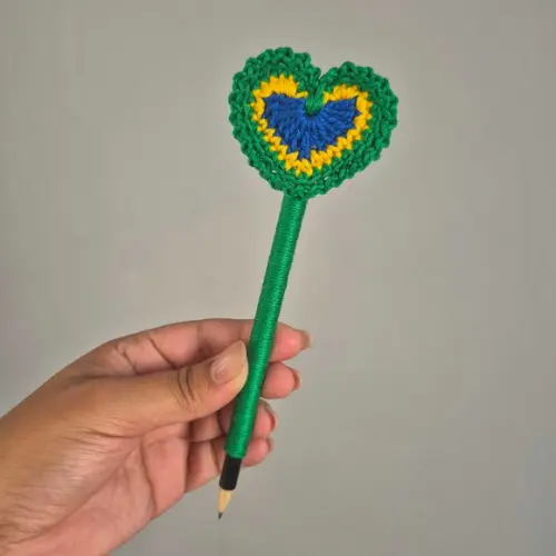 Lápis Personalizados Coração de Crochê