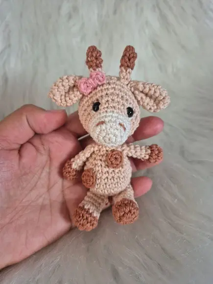 Mini Girafa amigurumi
