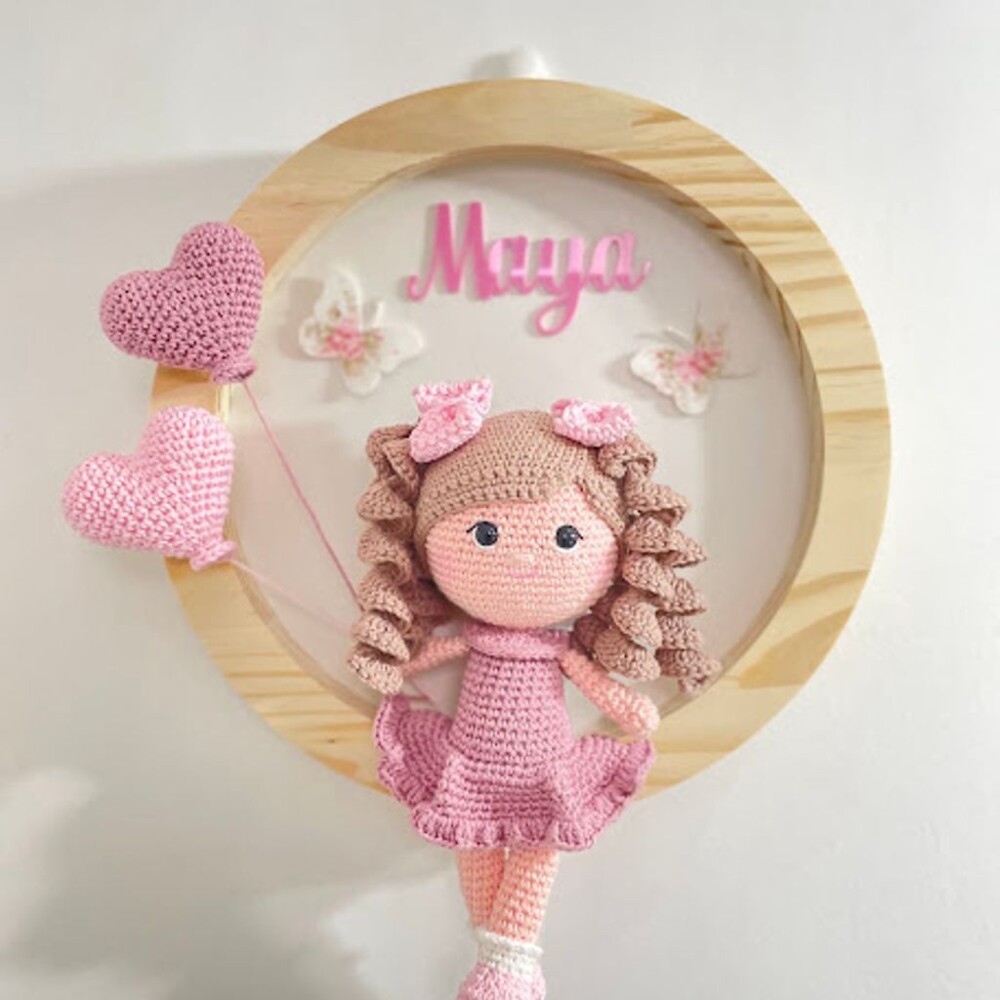 Porta-Maternidade Boneca Amigurumi e Balões