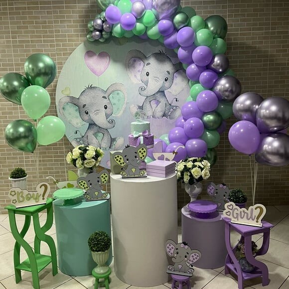 Decoração Chá Revelação Elefantinhos Verde e Lilás - Alugue