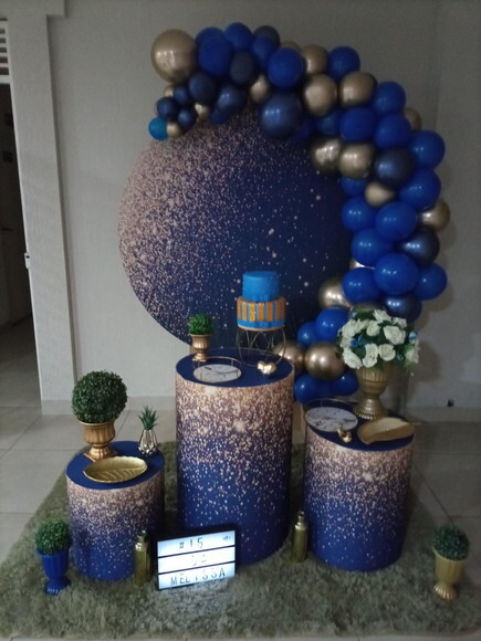 Mesa de Decoração 15 Anos- Glitter/ Azul e Dourado - Aluguel