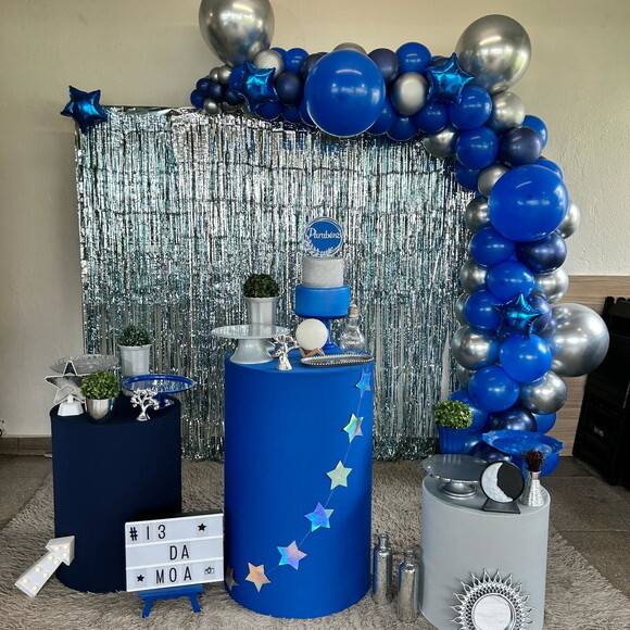 Mesa de Decoração Adulto Azul e Prata - Aluguel