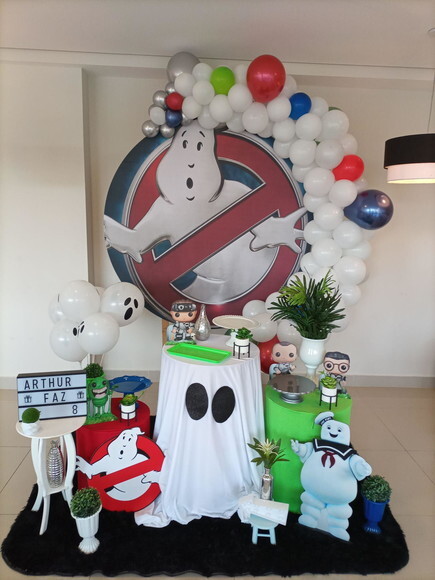 Mesa de Decoração Caça Fantasmas - Aluguel