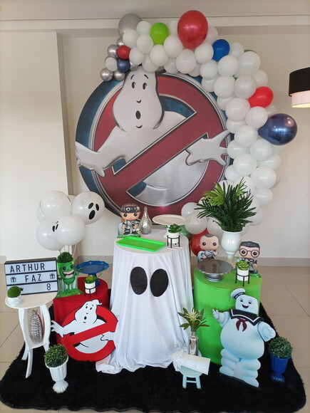 Mesa de Decoração Caça Fantasmas - Aluguel