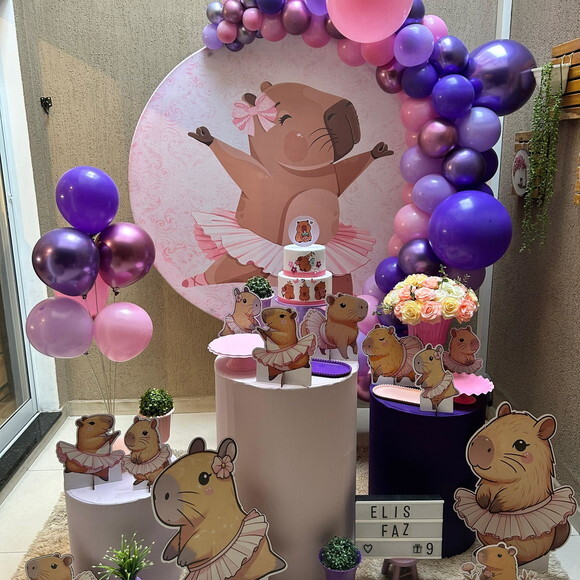 Mesa de Decoração Capivara - Aluguel