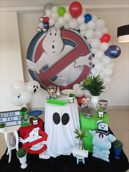 Mesa de Decoração Caça Fantasmas - Aluguel