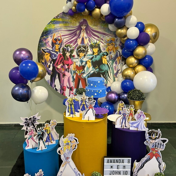 Mesa de Decoração Cavaleiros do Zodíaco - Aluguel