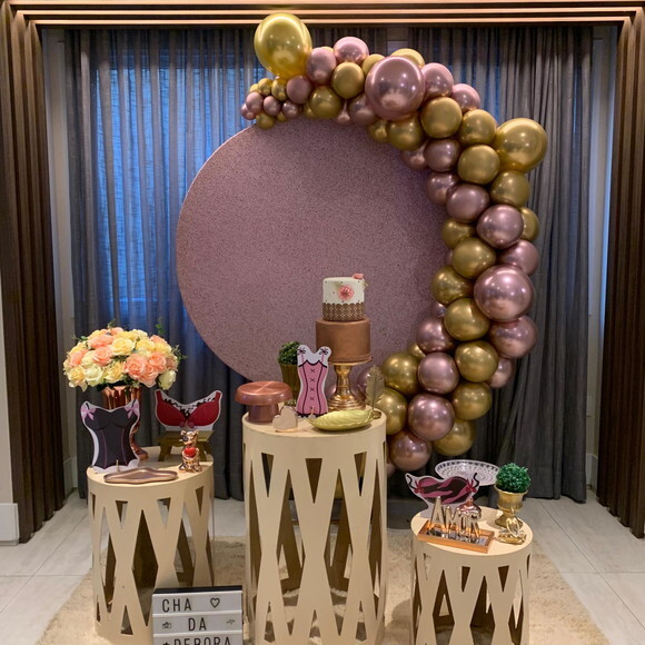 Mesa de Decoração Chá de Lingerie - Aluguel