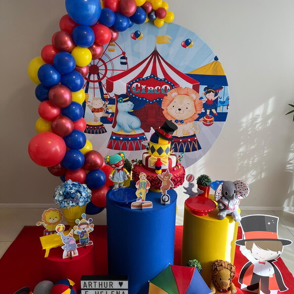 Mesa de Decoração Circo - Aluguel