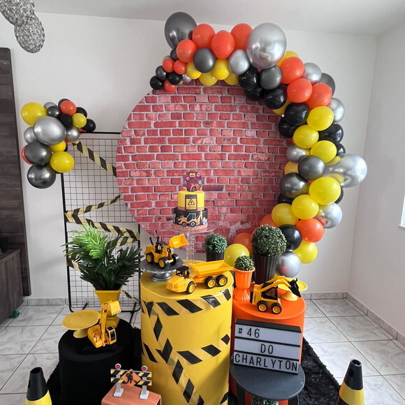 Mesa de Decoração Construção Civil - Aluguel