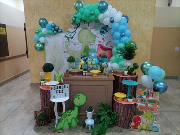Mesa de Decoração Dino Baby - Aluguel