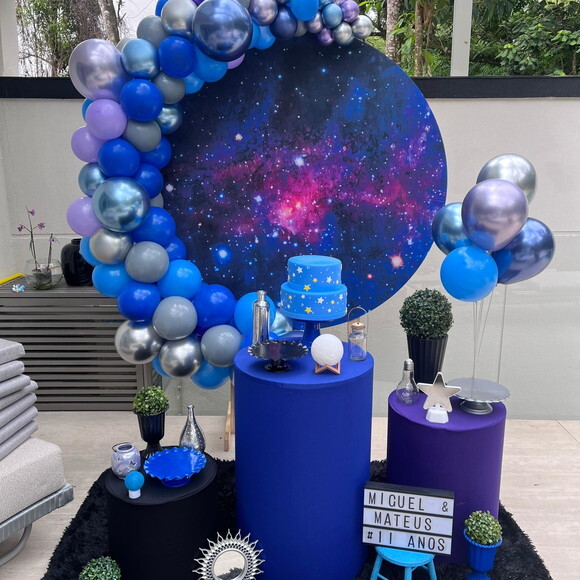 Mesa de Decoração Espaço/ Galáxia - Aluguel