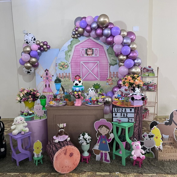 Mesa de Decoração Fazendinha - Aluguel