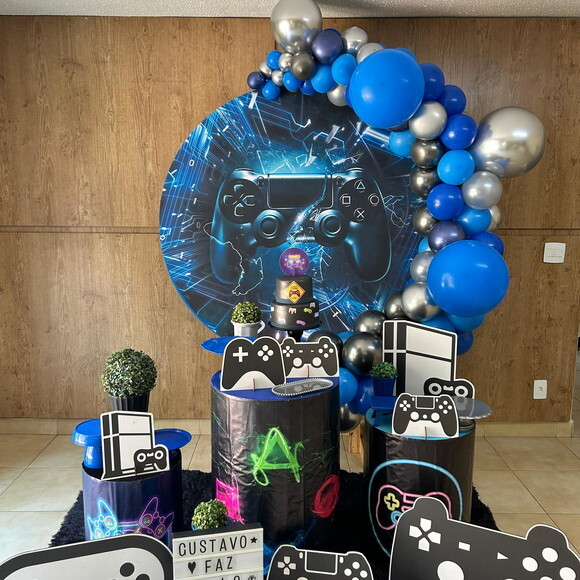 Mesa de Decoração Games - Aluguel