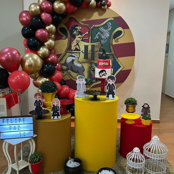 Mesa de Decoração Harry Potter - Aluguel