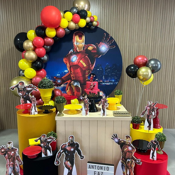 Mesa de Decoração Homem de Ferro - Aluguel