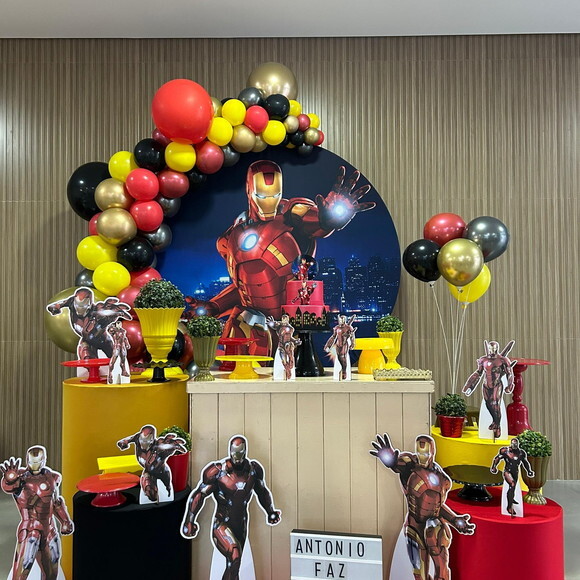Mesa de Decoração Homem de Ferro - Aluguel