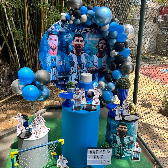 Mesa de Decoração Messi - Aluguel