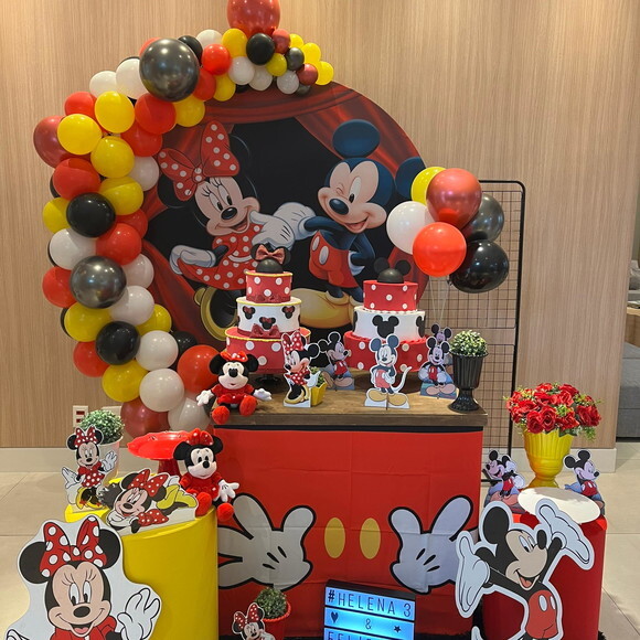 Mesa de Decoração Mickey e Minnie - Aluguel