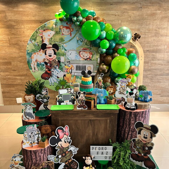 Mesa de Decoração Mickey Safari - Aluguel