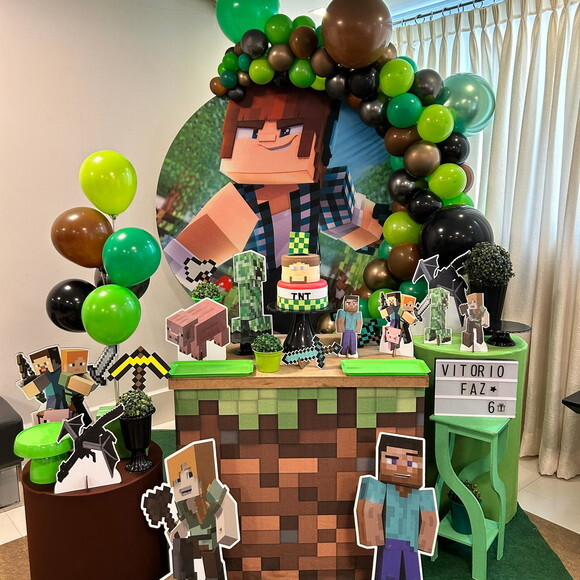 Mesa de Decoração Minecraft - Aluguel