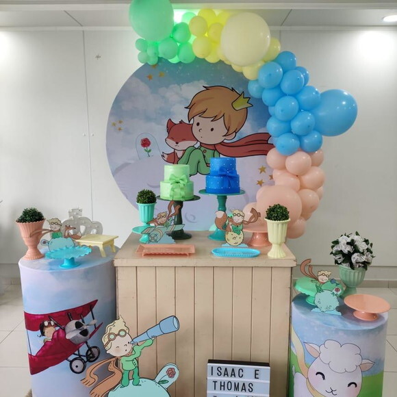 Mesa de Decoração Pequeno Príncipe - Aluguel