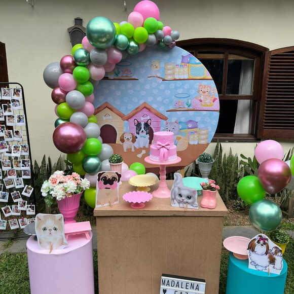 Mesa de Decoração Pet/ Animais de Estimação - Aluguel