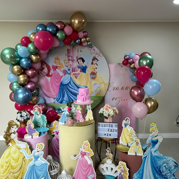 Mesa de Decoração Princesas - Aluguel