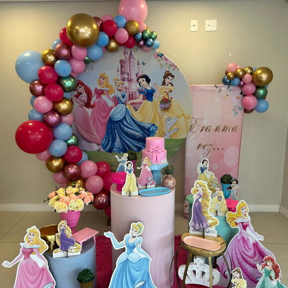 Mesa de Decoração Princesas - Aluguel