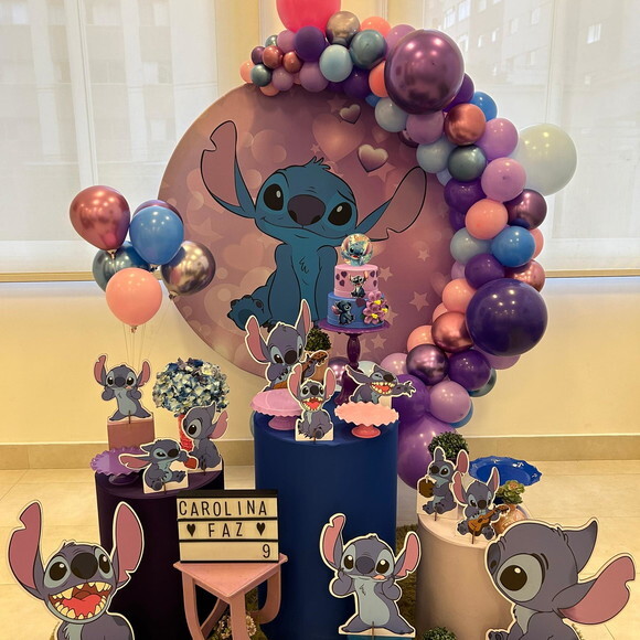 Mesa de Decoração Stitch - Aluguel