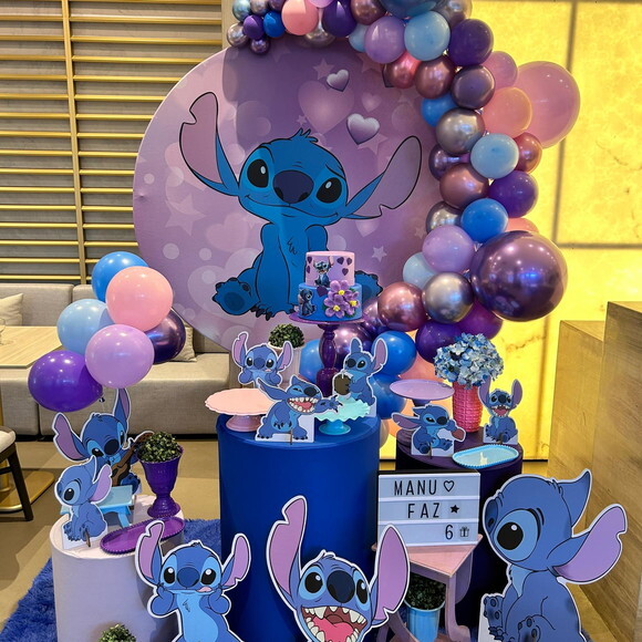 Mesa de Decoração Stitch - Aluguel