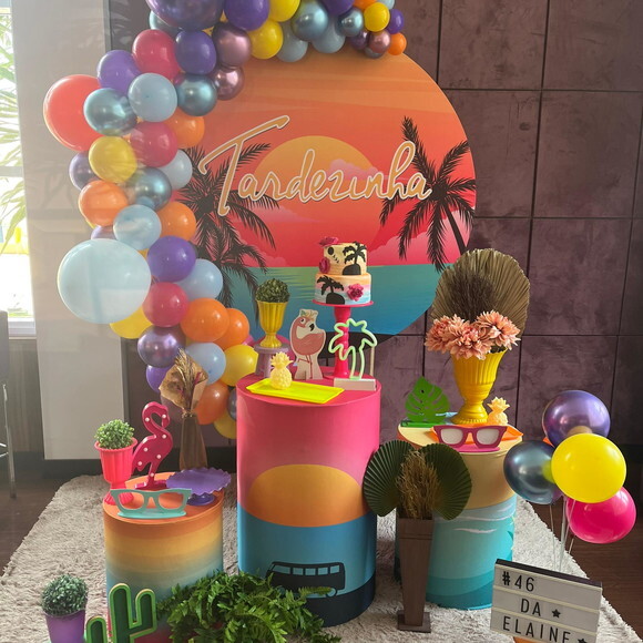 Mesa de Decoração Tardezinha/ Tropical/ Flamingo - Aluguel