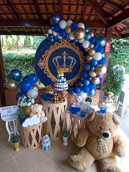 Mesa de Decoração Urso Rei - Aluguel