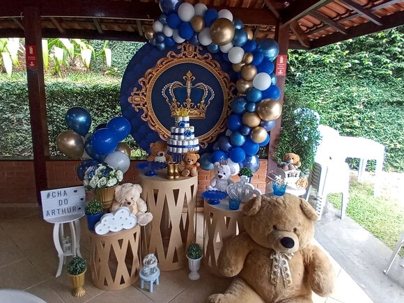 Mesa de Decoração Urso Rei - Aluguel