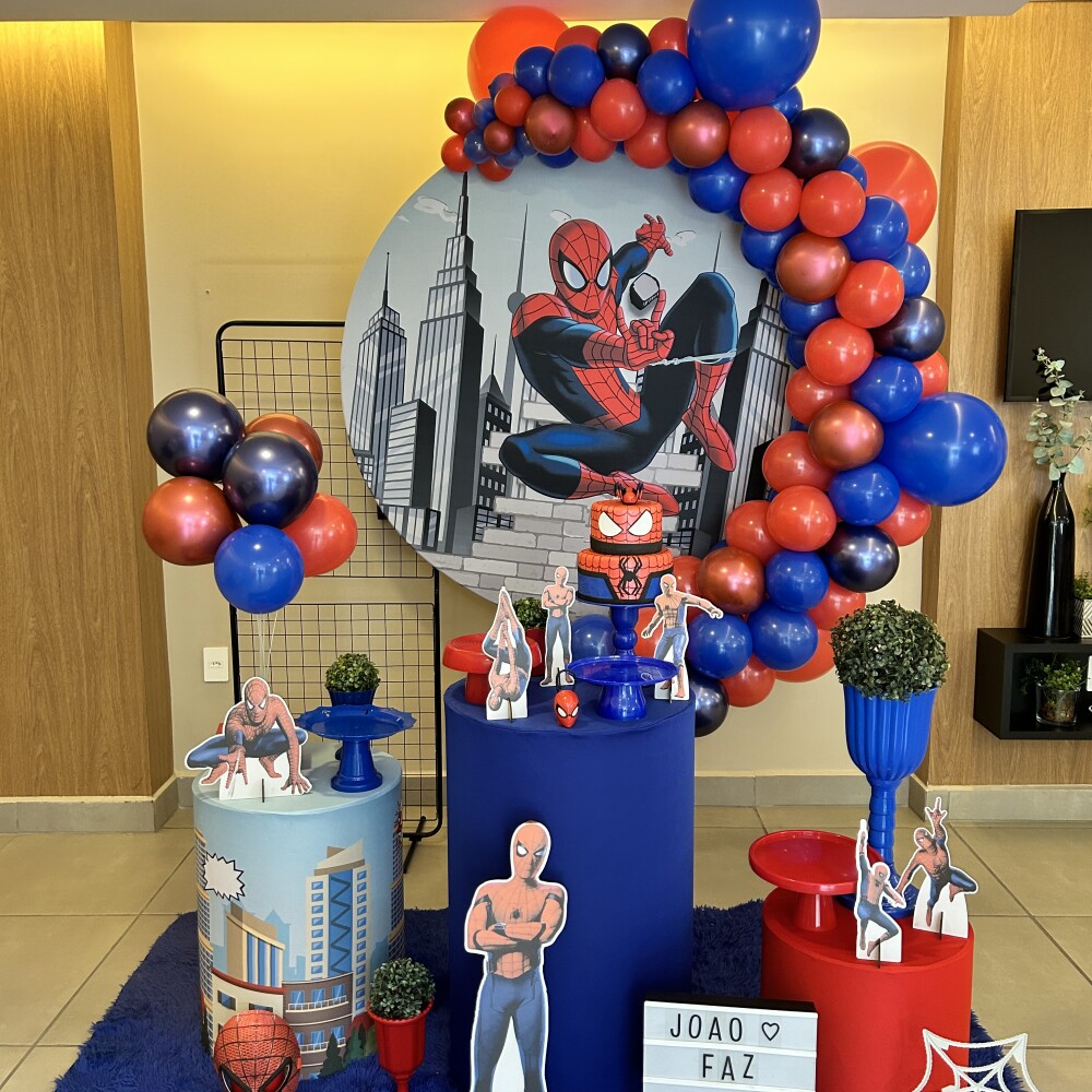 Aluguel decoração Homem Aranha