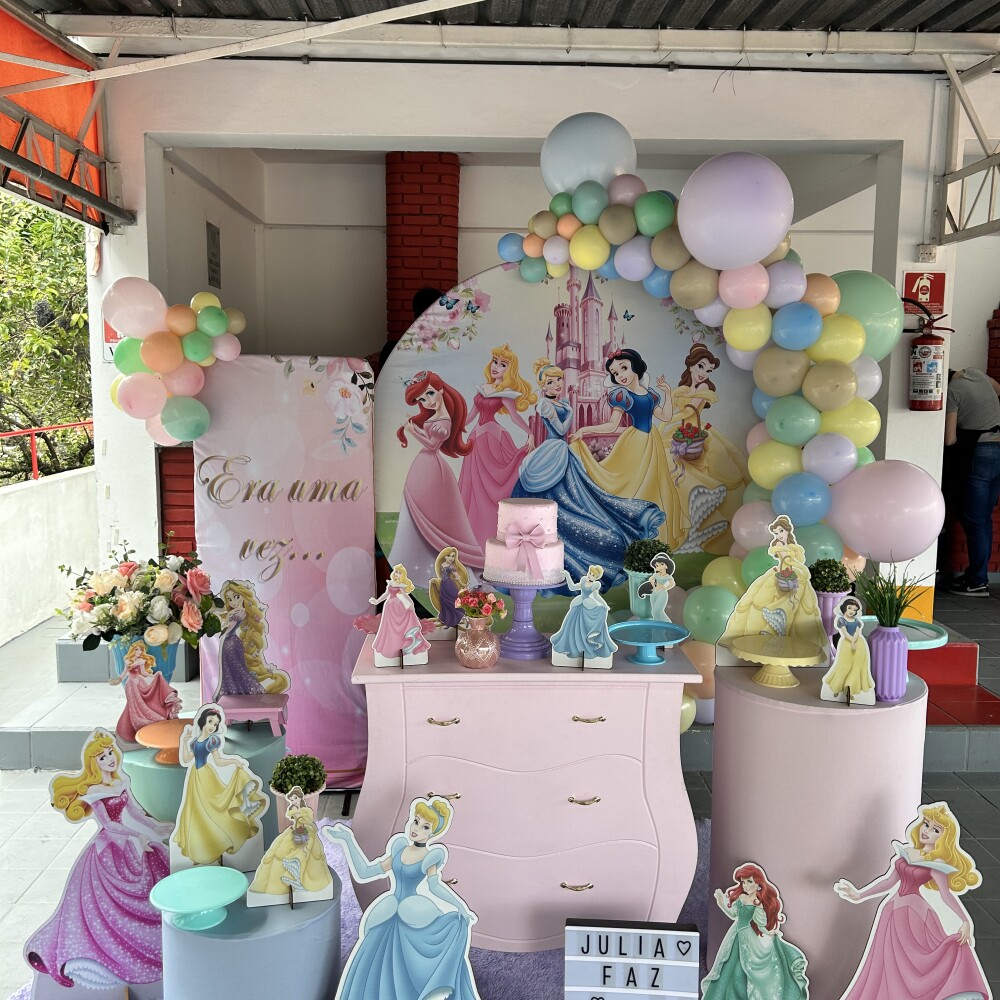 Aluguel decoração Princesas