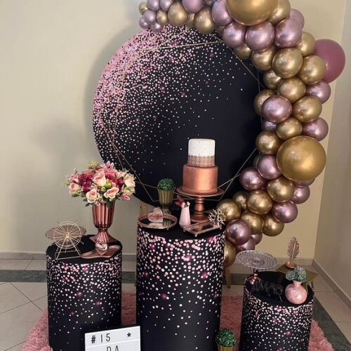 Mesa de Decoração 15 Anos- Glitter/ Preta e Rosa - Aluguel