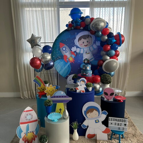 Mesa de Decoração Astronauta - Aluguel
