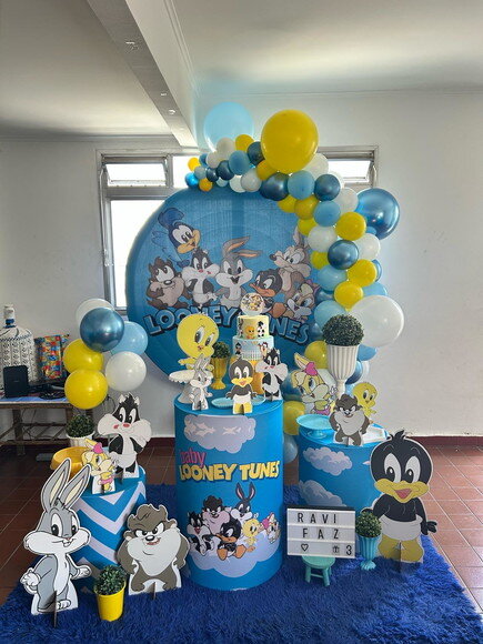 Mesa de Decoração Baby Looney Tunes - Aluguel